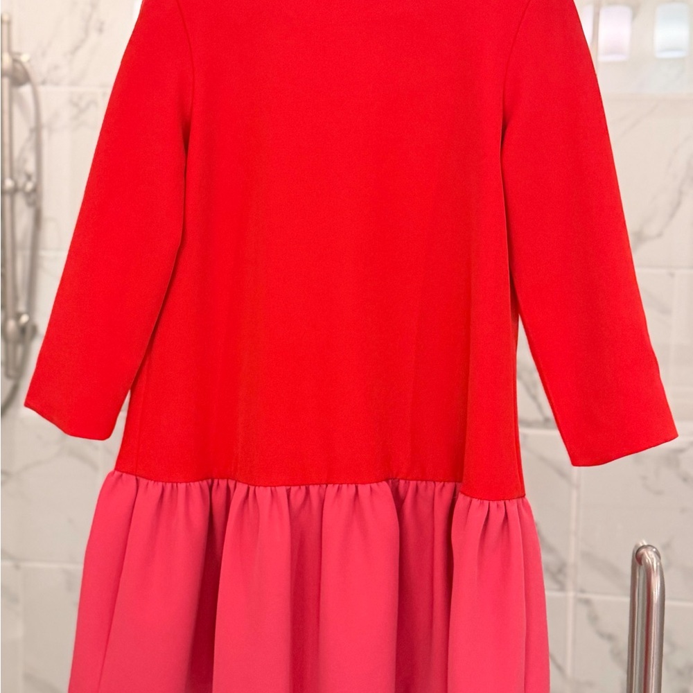 Woman Two-Tone Red and Pink Ruffle Hem Dress